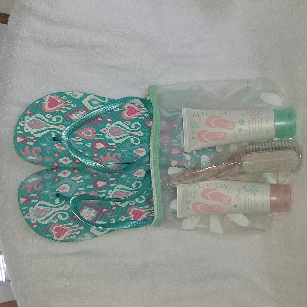 MK PEDICURE DELUXE SET